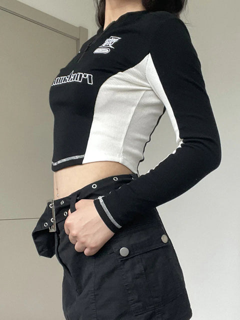 black-white-ribbed-knit-stitched-printed-zipper-top-4