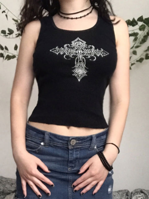 gothic-black-round-neck-sleeveless-slim-knitted-cute-short-top-1