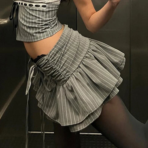 vintage-lace-trim-low-waist-mini-skirt-3