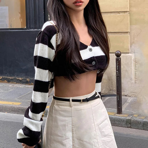 gothic-stripe-buttons-up-knit-crop-top-8