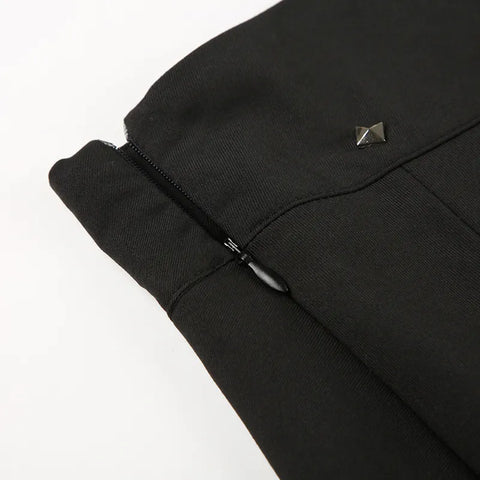 gothic-black-low-waist-rivet-pleated-skirt-9