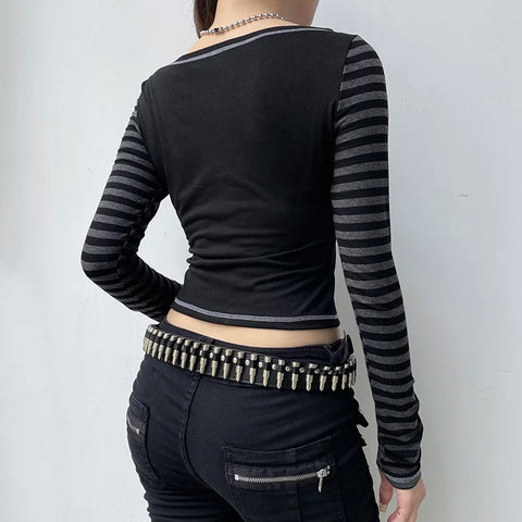 gothic-black-stripe-letter-printed-top-4