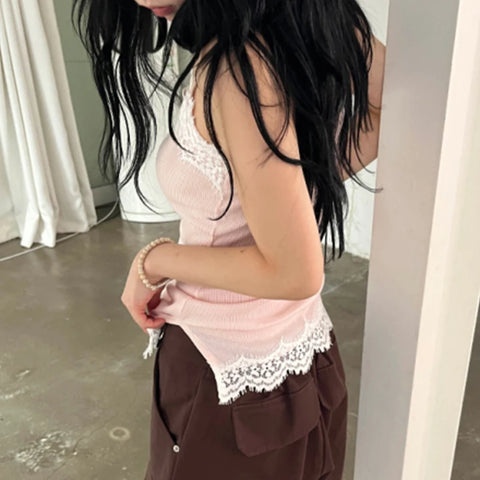 sweet-pink-lace-spliced-sleeveless-knit-top-3