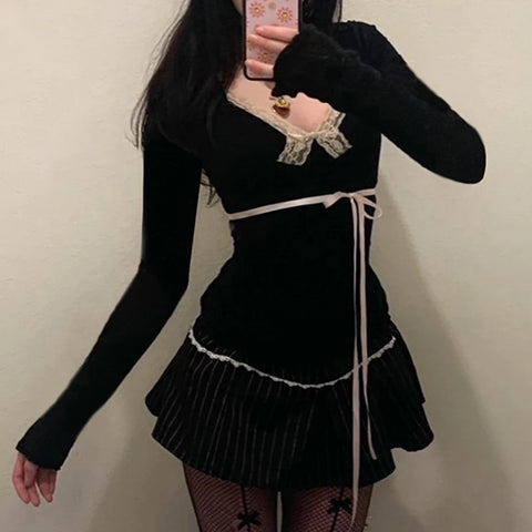 gothic-black-lace-patchwork-bow-top-2