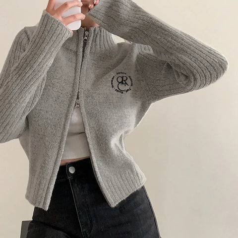 cute-letter-turtleneck-zip-up-knitted-sweater-2