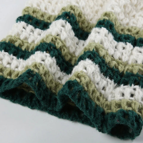 vintage-stripe-star-knit-crop-top-10