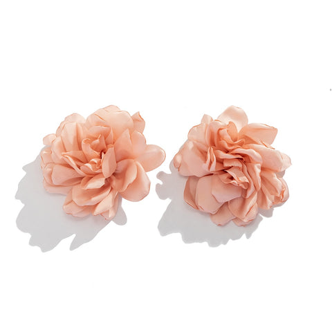 exaggerated-large-fluffy-fabric-flower-stud-earrings-3