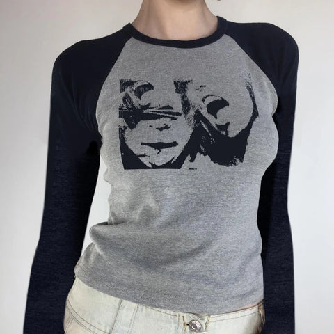 grey-graphic-printing-crop-long-sleeves-top-2