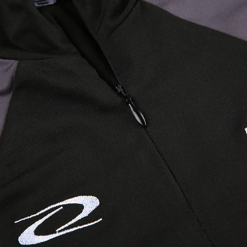 casual-stripe-stitch-zipper-crop-top-7