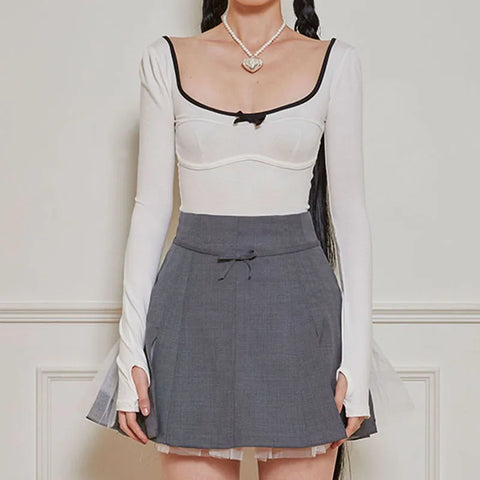 bow-cropped-backless-long-sleeves-slim-top-4