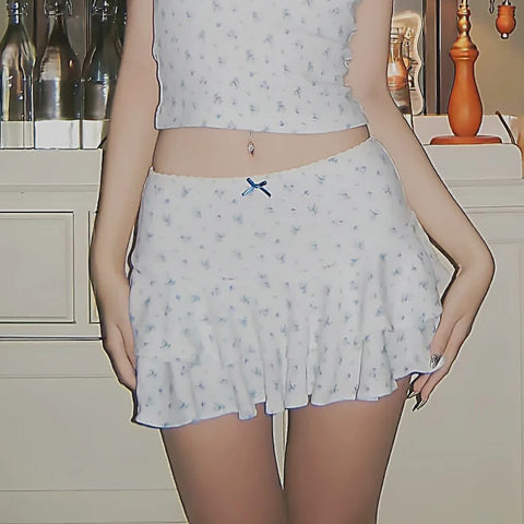 flowers-printed-low-rise-bow-mini-skirt-4