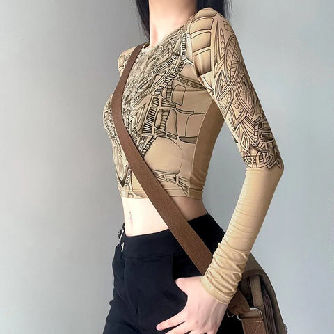 black-printed-graphic-long-sleeve-crop-top-3