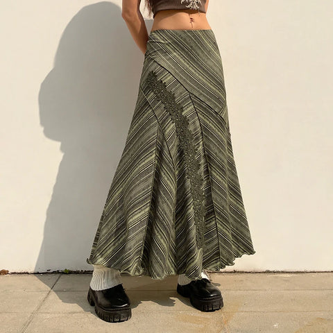 vintage-stripe-frill-embroidery-maxi-skirt-3
