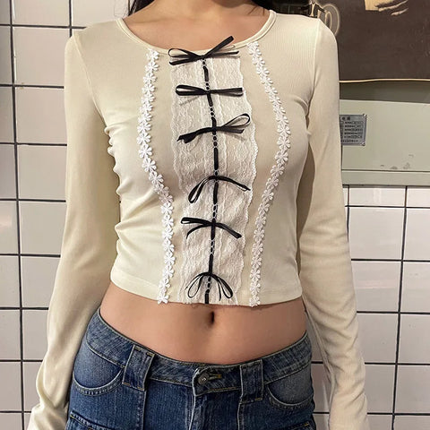 retro-bow-ruched-flowers-lace-trim-top-2