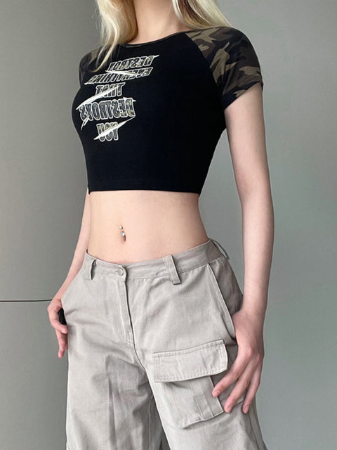 black-letter-print-short-sleeve-lace-up-slim-top-5