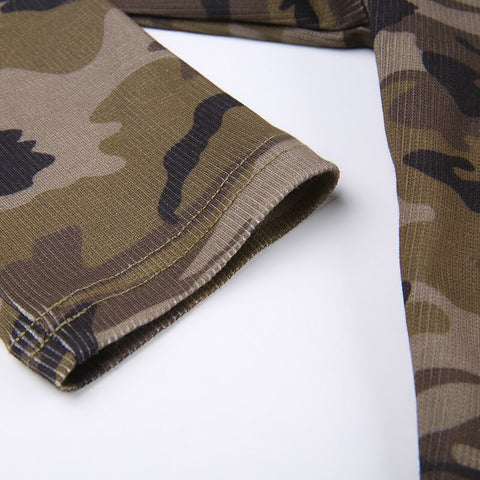 streetwear-camouflage-buckle-hooded-women-t-shirts-slim-retro-casual-backless-crop-top-8