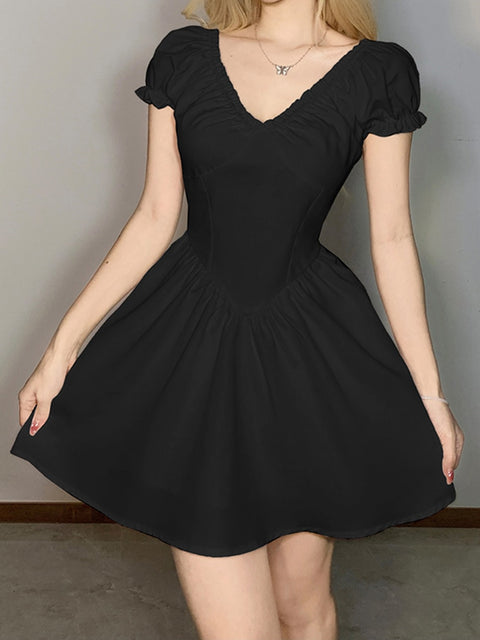 v-neck-folds-black-short-sleeve-casual-a-line-dress-2
