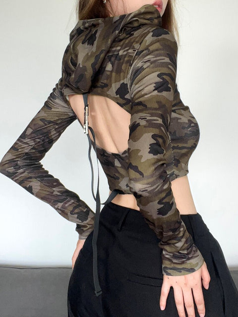 streetwear-camouflage-buckle-hooded-women-t-shirts-slim-retro-casual-backless-crop-top-2