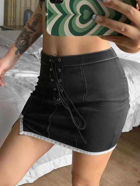 gothic-harajuku-lace-trim-bodycon-elegant-mini-skirt-2