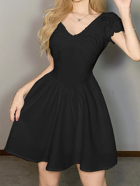 v-neck-folds-black-short-sleeve-casual-a-line-dress-1